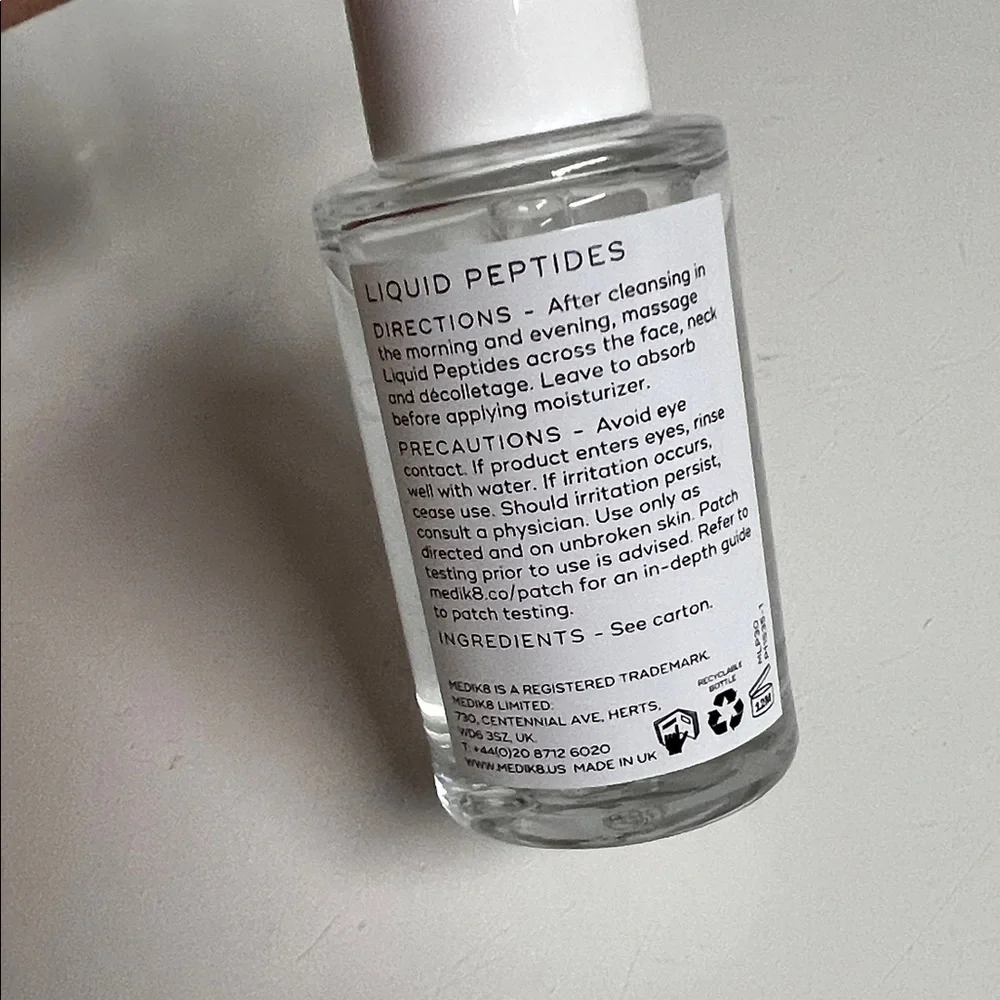 Medik8 Liquid Peptides Hydrating Peptide Serum - Picture 2 of 4